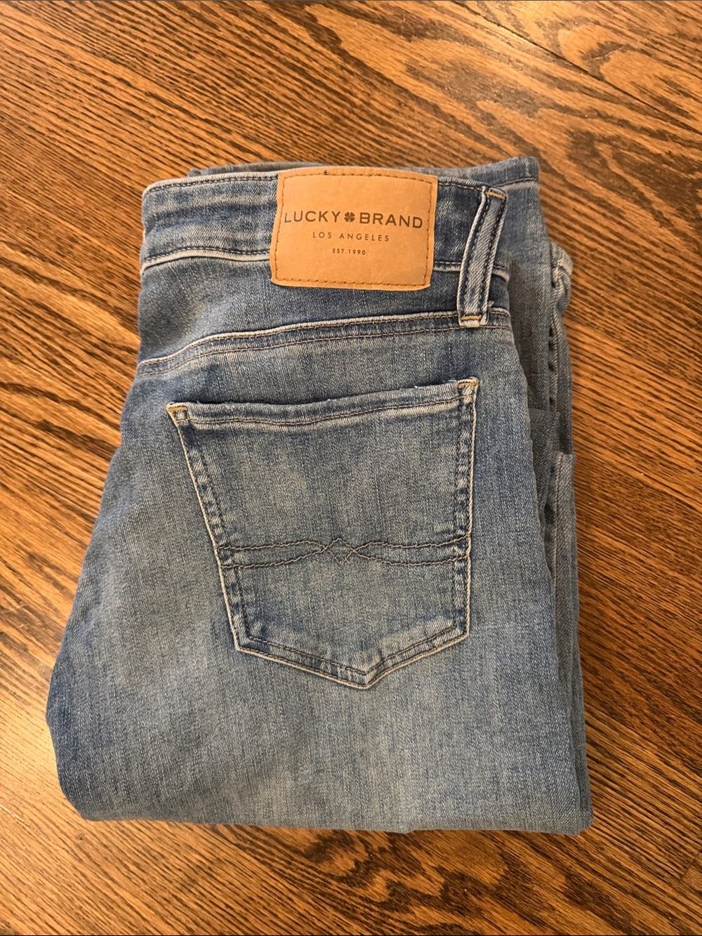 Lucky Brand Light Blue Straight Leg Women's Jeans